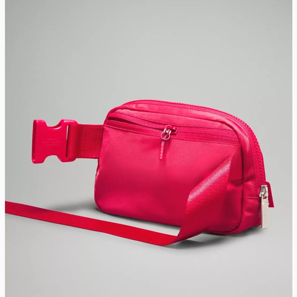 Lululemon Everywhere Adjustable Strap - image 6